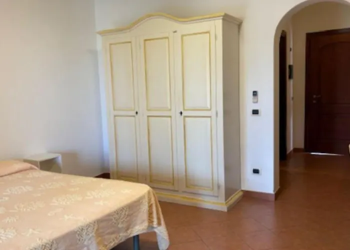 Marinella Residence Apartman *